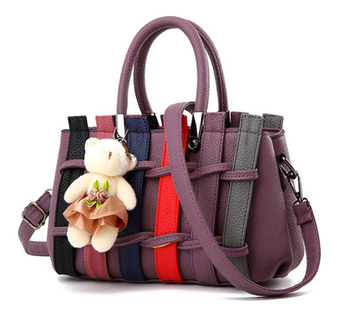 Rattan ladies hand bag with cute bear