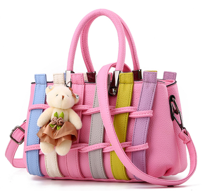 Rattan ladies hand bag with cute bear